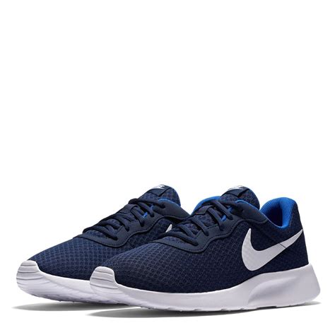 nike tanjun trainers